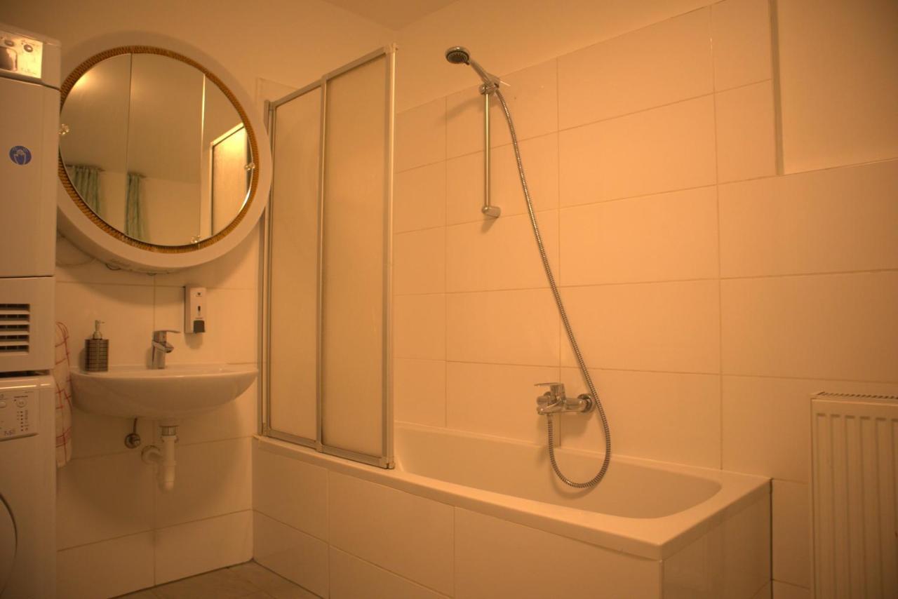 Apartmán Brilliant Souterrain Apt. - Prater Amuesement Park Vídeň Exteriér fotografie